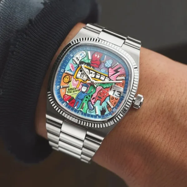 Luminous Male Wristwatch - Image 5